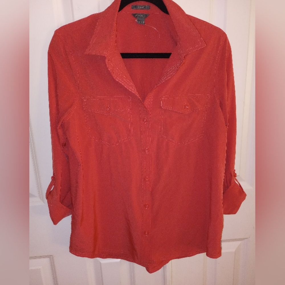 NWOT Eddie Bauer outdoor top | M